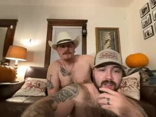 tj_dustin